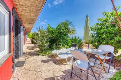 Image de Hotel Rural Los Piratas 2 – Chambre double avec terrasse et piscine, Tijarafe