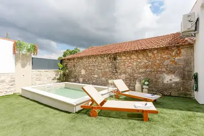 Image de Vila Santa Luzia 2 avec piscine partagée, Wi-Fi et climatisation