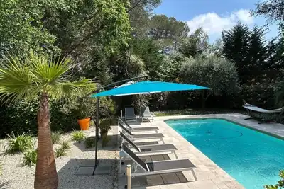 Image de Villa en famille ou entre amis, piscine, climatisée, 8 couchages à Valbonne.