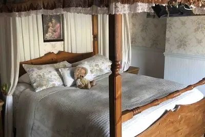 Image de Charming 2-Bedroom, 2-Bathroom.