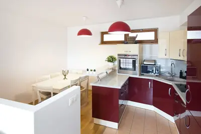 Image de Lovely apartment in welcoming Karlovy Vary with private garage parking space.