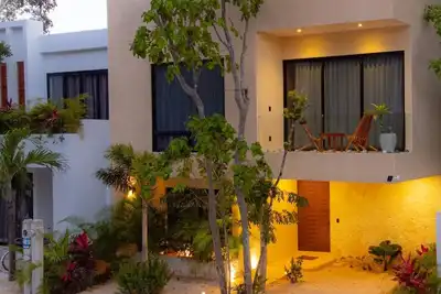 Image de 3 minutes to the beach\nSpacious 4-bedroom, Luxury Villa Near Tulum Beach