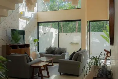 Image de 3 minutes to the beach\nSuperb 4-bedroom, Luxury Villa, Stay Near Tulum Beach