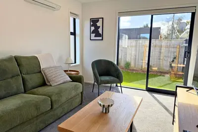 Image de Modern 1br Townhouse with Private Courtyard