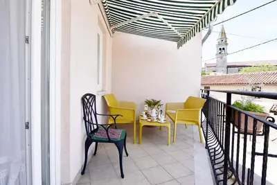 Image de Appartement lumineux avec piscine partagée à Tar
