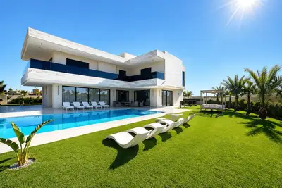 Image de Villa de luxe Zakarya piscine chauffée fitness jaccuzi
