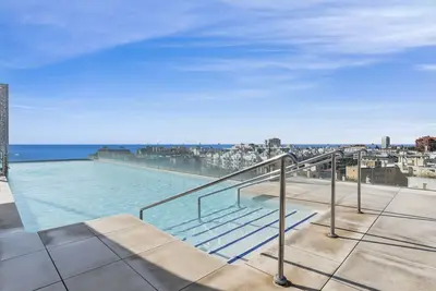 Image de Infinity Beach & City