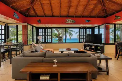 Image de Tropical SeaSide Villa