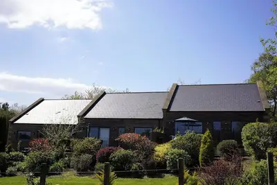 Image de 1 The Old Stables is a rural cottage with scenic countryside views.
