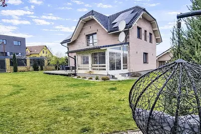 Image de Belle maison de vacances privée avec piscine privée, Wifi, Tv, terrasse et animaux admis