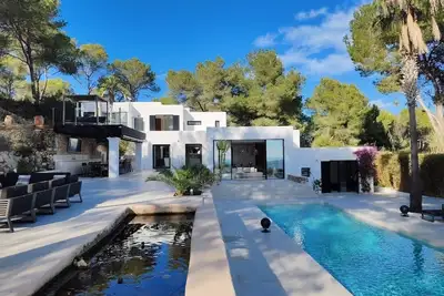 Image de Modern Fully Renovated Villa with Panoramic Sea & Salinas Views