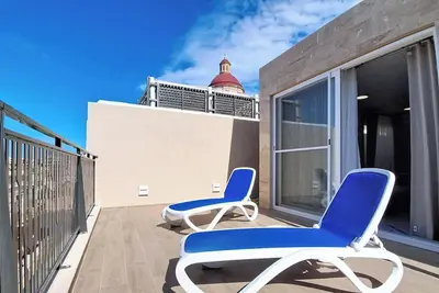 Image de Modern Penthouse Retreat with Rooftop City Views