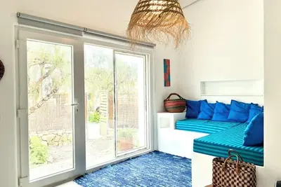 Image de Charming cottage in the Algarve countryside with freshwater lake for swimming