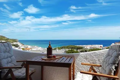 Image de 3 bedroom apartment Salema Amazing sea view Shared pool Beach 5 min walk