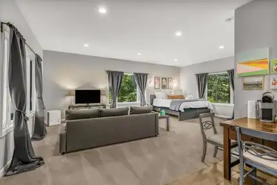 Image de 40 Acre - Mechum Hill Guest Cottage