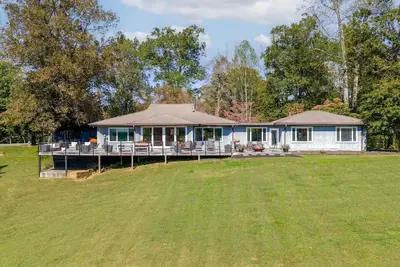 Image de 40 Acre - Mechum Hill - Main House - Farm Stay