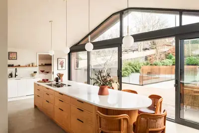 Image de Luxury Mid Century Retreat | Hot Tub, Sauna & Gym - Pass the Keys