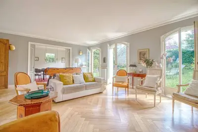 Image de Spacious house • Quiet & Family friendly