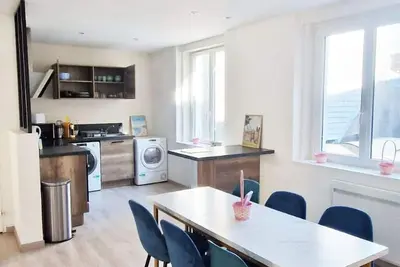 Image de Duplex luxueux de 130 m2 Centre-ville et plage à 400 m