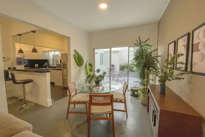 Image de Casa Konzen, full house with patio and terrace just a few steps from Parque Mexico.