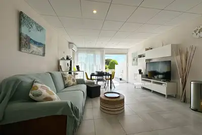Image de Cocon lumineux à la mer, idéal pour 4