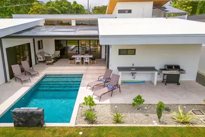 Image de New Luxury villa, beach, restaurants & falls, No 4x4 needed! Sunsets and privacy