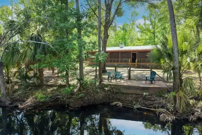 Image de Sweet Linda's Landing - Home in Steinhatchee