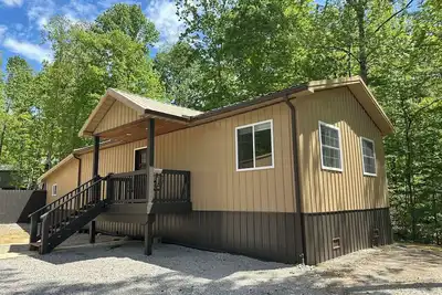 Image de Cozy 2-bedroom house in Nancy, 2 Miles From Wolf Creek Marina! Plenty of parking