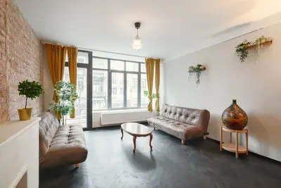 Image de Séjour de 3 chambres en centre-ville – Anvers