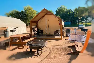 Image de Incredible Glamping Spot by the San Marcos River: Family-Friendly Safari Tent near Kingsbury, Texas