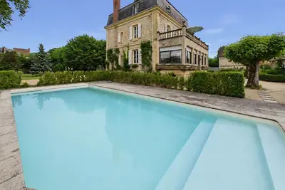 Image de Maison de charme pour 13 - piscine - Dordogne