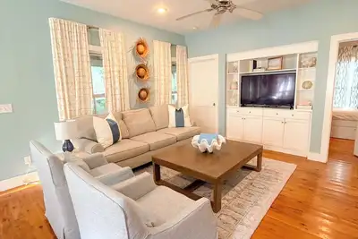 Image de Sandy State of Mind - 3br/3ba - Private Beach Access on 30a + Bikes