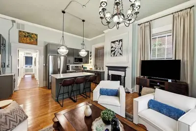 Image de Entire House with Fenced Yard. Walk to Rupp Arena!