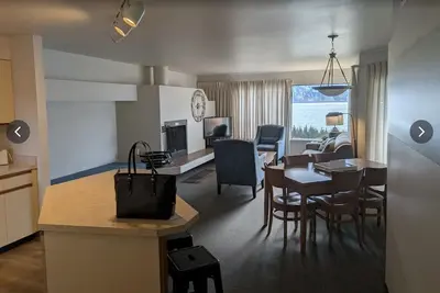 Image de 2-bedroom condo in lovely Manson with cool Ac