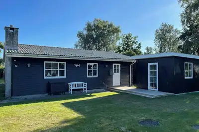 Image de Belle maison de vacances avec bain sauvage près de la plage de Grenaa