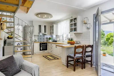 Image de Karderina Cozy Cottage by the River