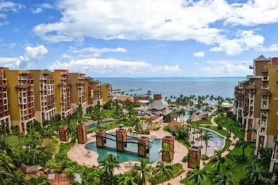 Image de Family Beach Resort and Spa, Cancun - sleeps 6