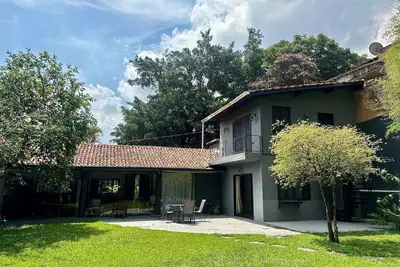 Image de Spacious House in Granja Viana