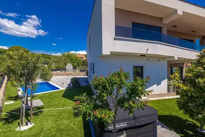 Image de Holiday house Villa Patrick with pool, jacuzzi and sauna