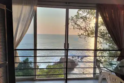 Image de Hotel and cabins the best place to rest in front of the sea. 7443204340