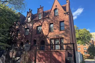 Image de Beautiful Hyde Park Home 4 Bed/5 bath w/speakeasy!