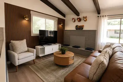 Image de Crater Lake Themed Retreat in Eagle Point