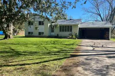 Image de Relaxing 2-Bed Country Home | Bruce Trail & Falls