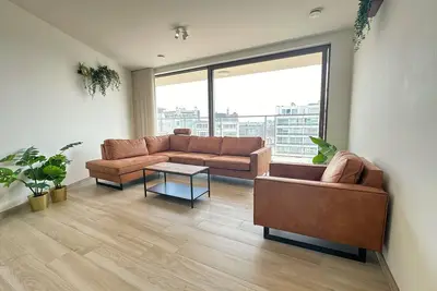 Image de Spacious City Retreat With Balcony
