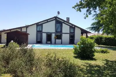 Image de Villa paisible avec piscine, animaux admis - 8 pers.