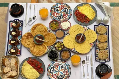 Image de Spacious 6-bedroom riad in serene Fes with cool Ac
