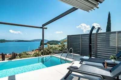 Image de Villa « Scorpios View » avec vue sur la mer, Wi-Fi et climatisation