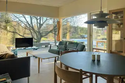 Image de Maison de vacances au bord d'un lac près de la plage de Femmøller