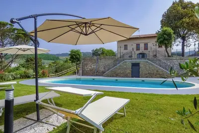 Image de Appartement avec piscine dans les collines de Vinci