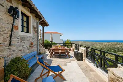 Image de Altair Blue Villa - Private Jacuzzi and Views